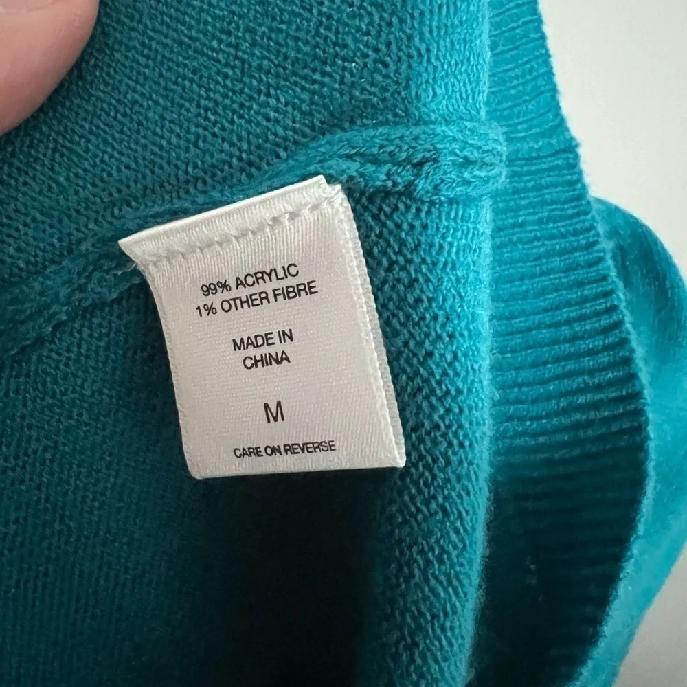 New York & company argyle vneck‎ sweater - Picture 5 of 5